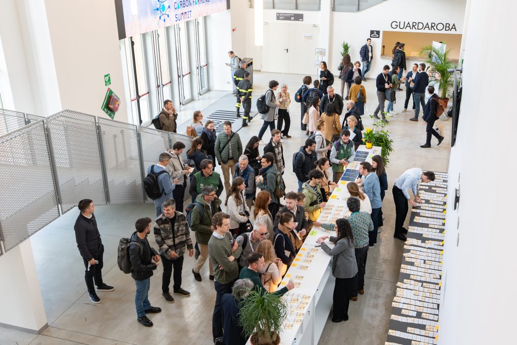 Zona de registro del Summit